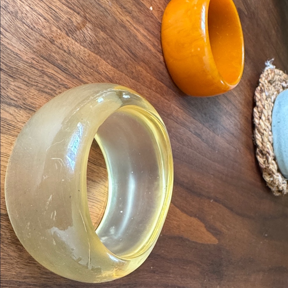 Translucent Yellow Bangle Bracelet - Picture 3 of 4